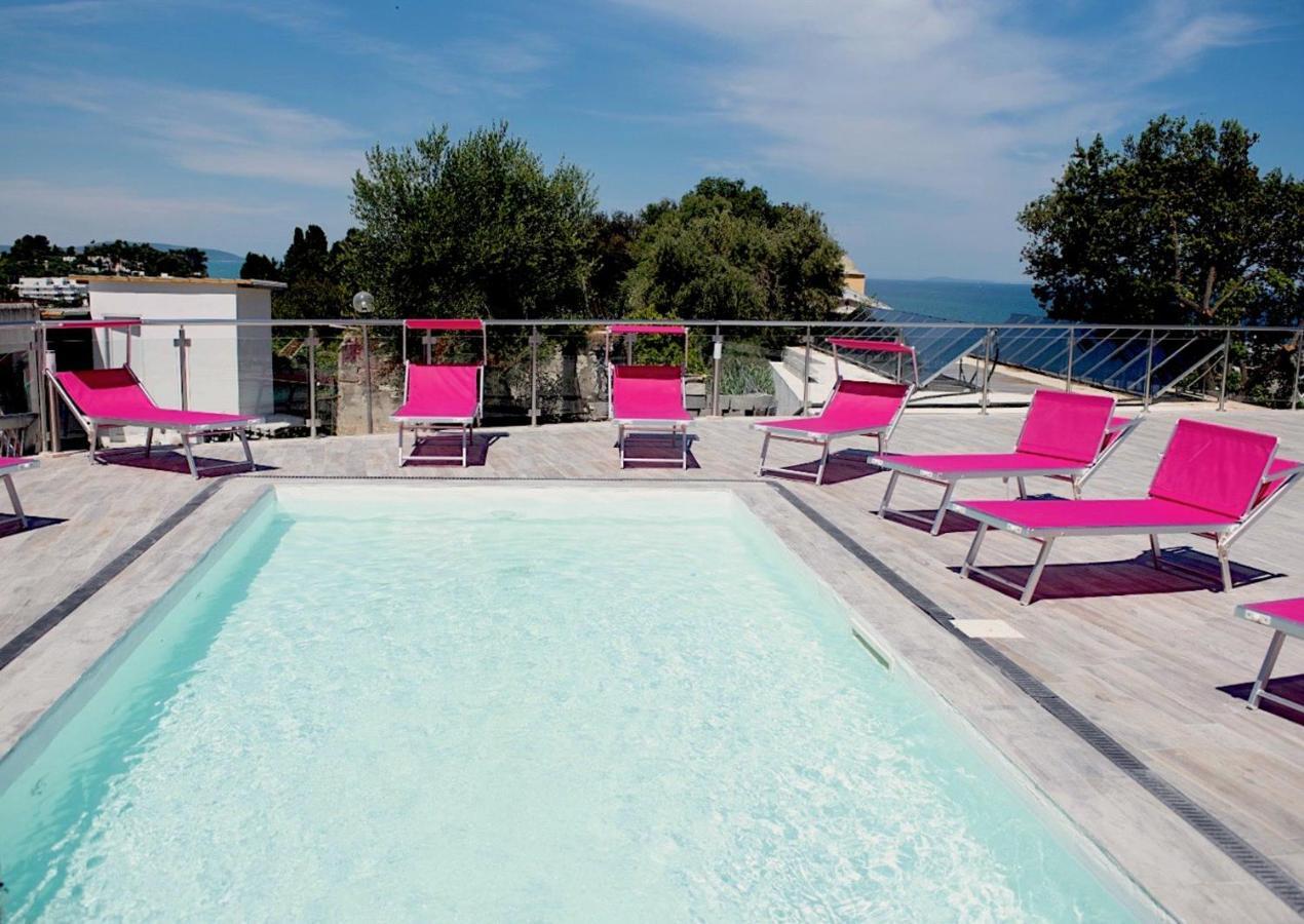 Frontemare Hotel Village & Ristorante ローディ・ガルガーニコ エクステリア 写真