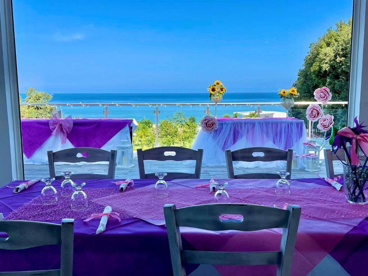 Frontemare Hotel Village & Ristorante ローディ・ガルガーニコ エクステリア 写真